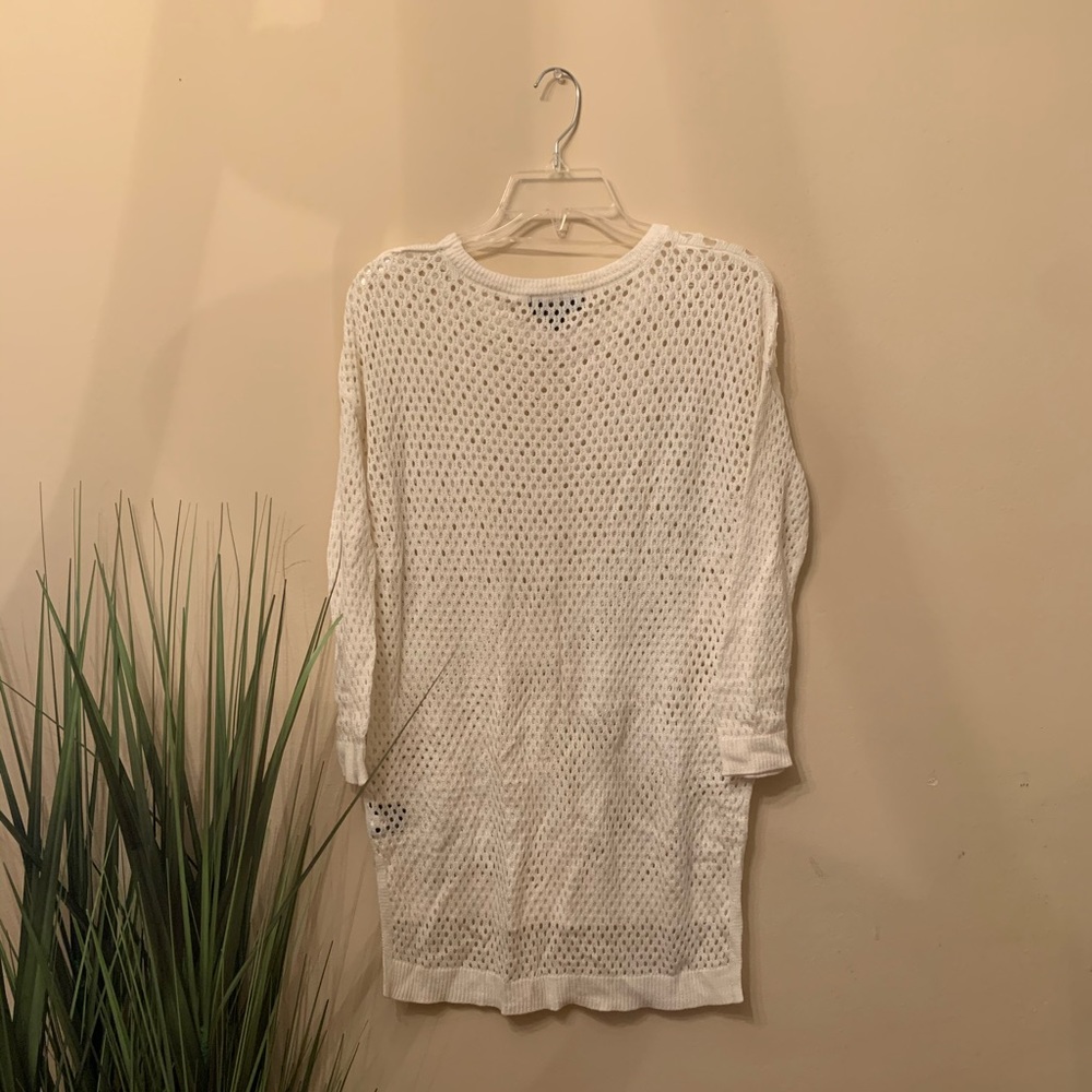 Mossimo Top - Picture 2 of 3